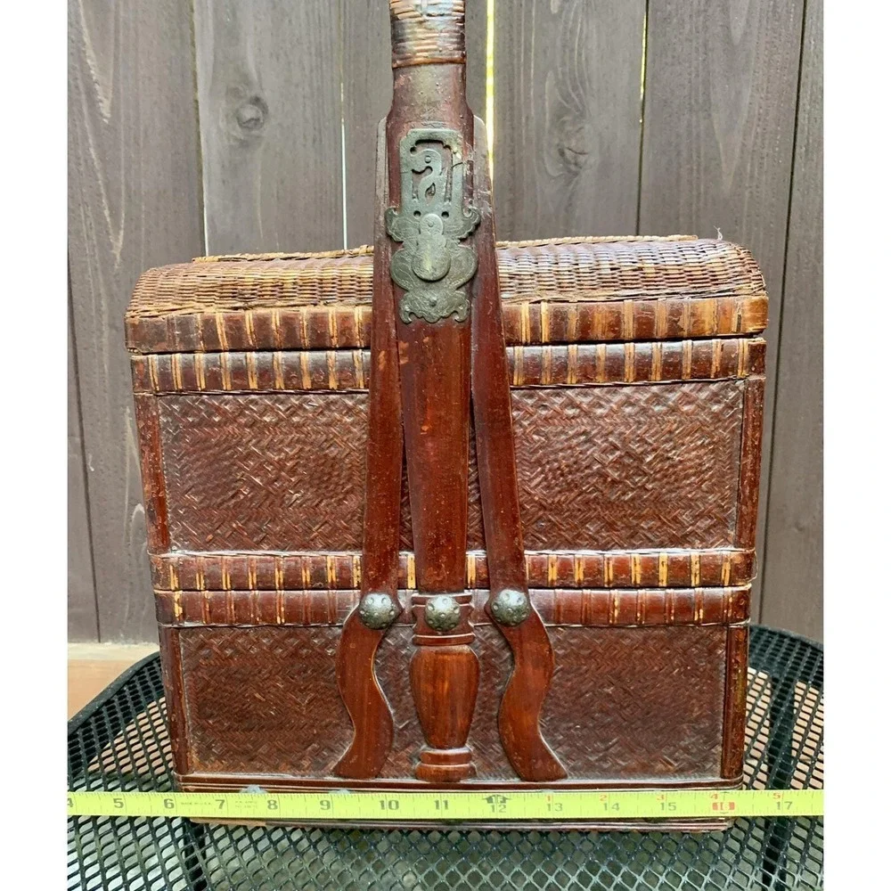 Antique Chinese Shandong Wedding Box Basket Collectible Decoration